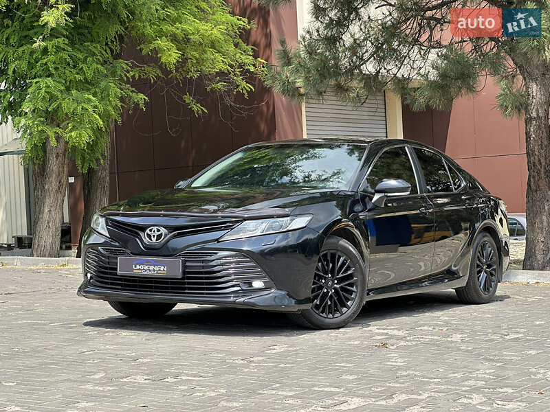 Toyota Camry 2018