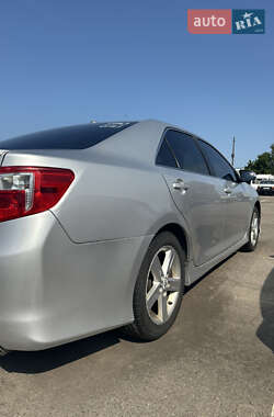 Седан Toyota Camry 2012 в 