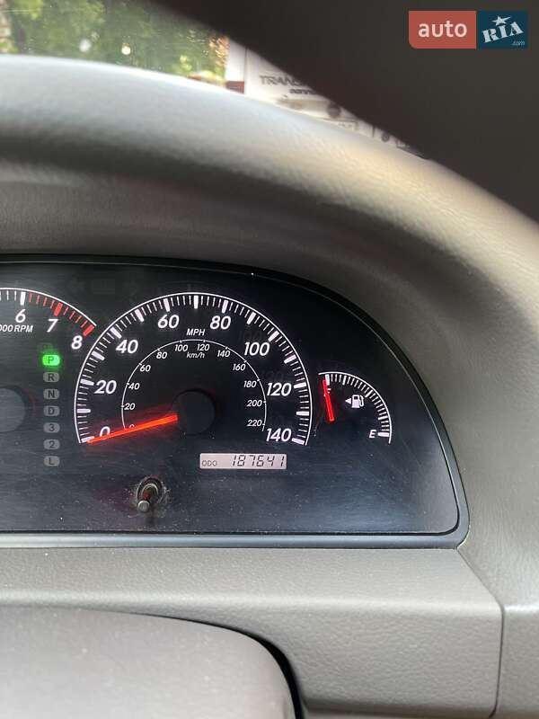 Седан Toyota Camry 2005 в Києві фото 19 Седан Toyota Camry 2005 в Києві