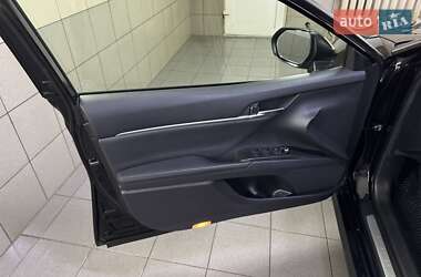 Седан Toyota Camry 2022 в 