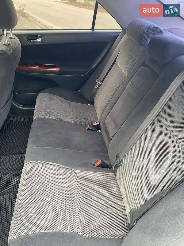 Седан Toyota Camry 2004 в Ірпені