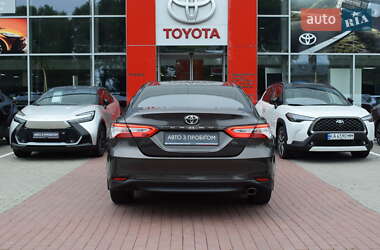 Седан Toyota Camry 2020 в 