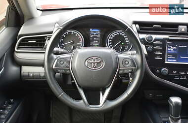 Седан Toyota Camry 2020 в 