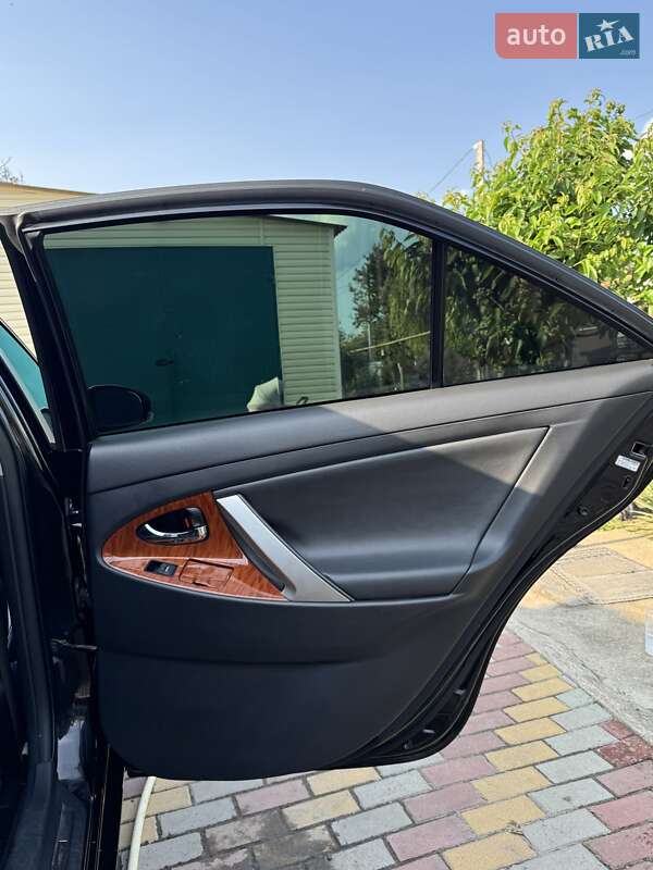 Седан Toyota Camry 2010 в Ананьїві