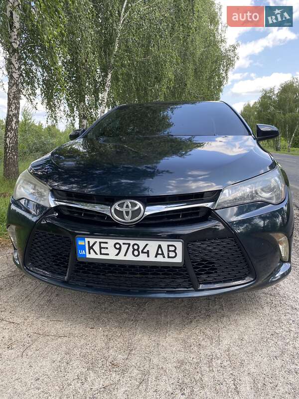 Седан Toyota Camry 2015 в Василькове