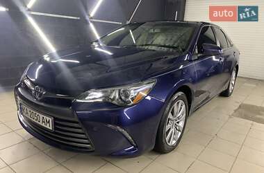 Седан Toyota Camry 2017 в Києві