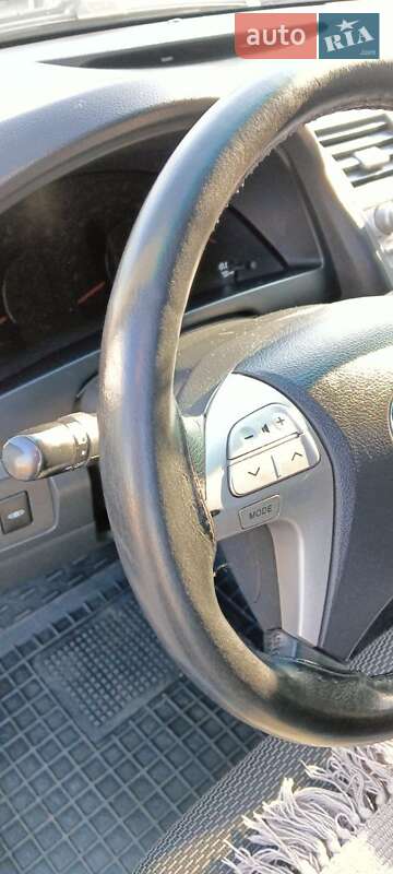 Седан Toyota Camry 2007 в Києві