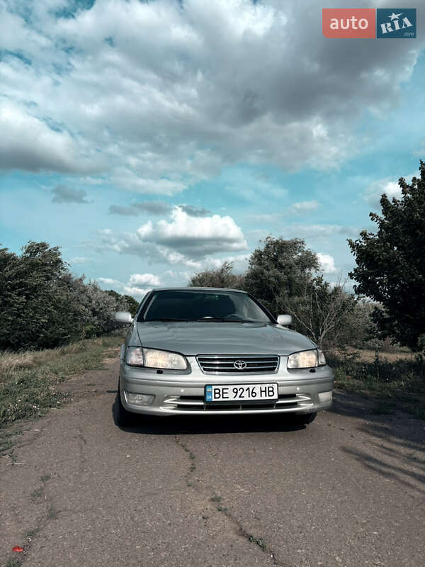 Toyota Camry 2001