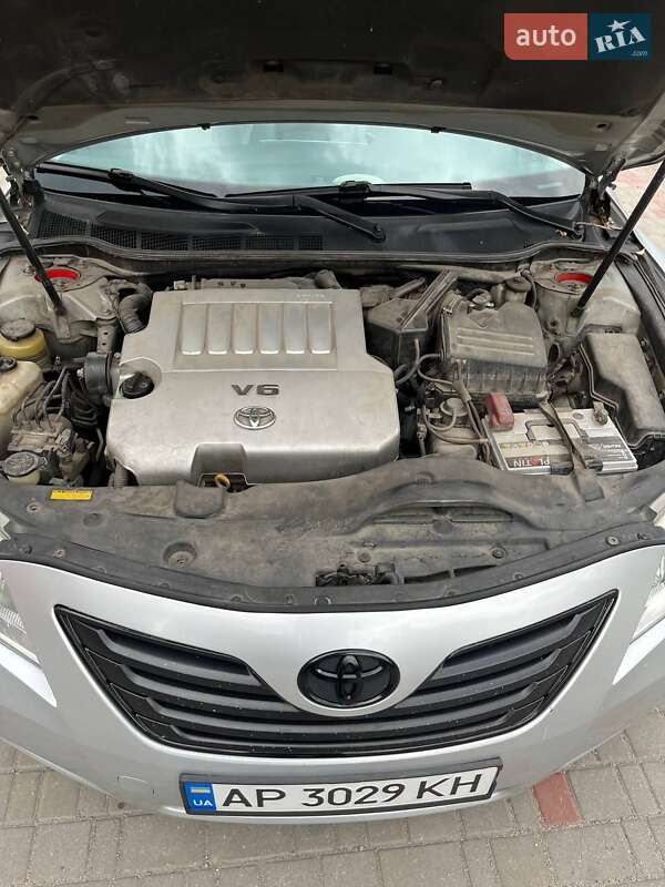 Седан Toyota Camry 2006 в Запоріжжі