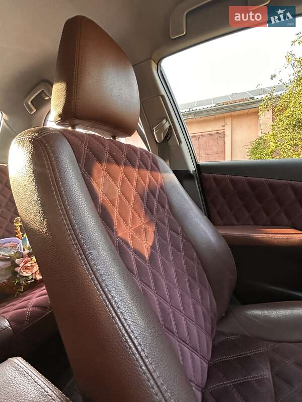 Седан Toyota Camry 2015 в Харькове