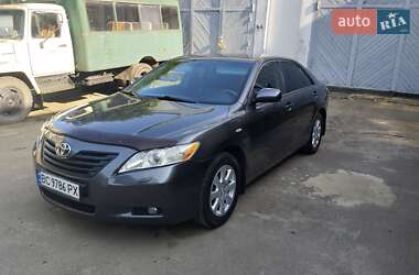 Седан Toyota Camry 2007 в Львове