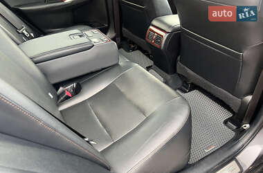 Седан Toyota Camry 2014 в 