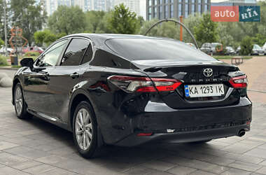 Седан Toyota Camry 2022 в 