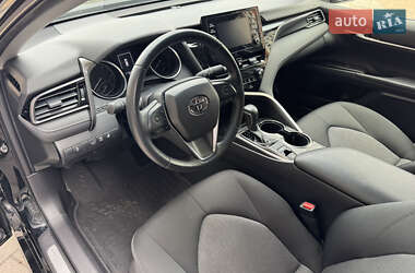 Седан Toyota Camry 2022 в 