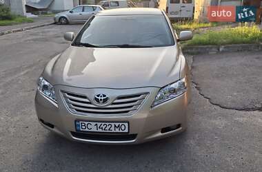 Седан Toyota Camry 2008 в Львові