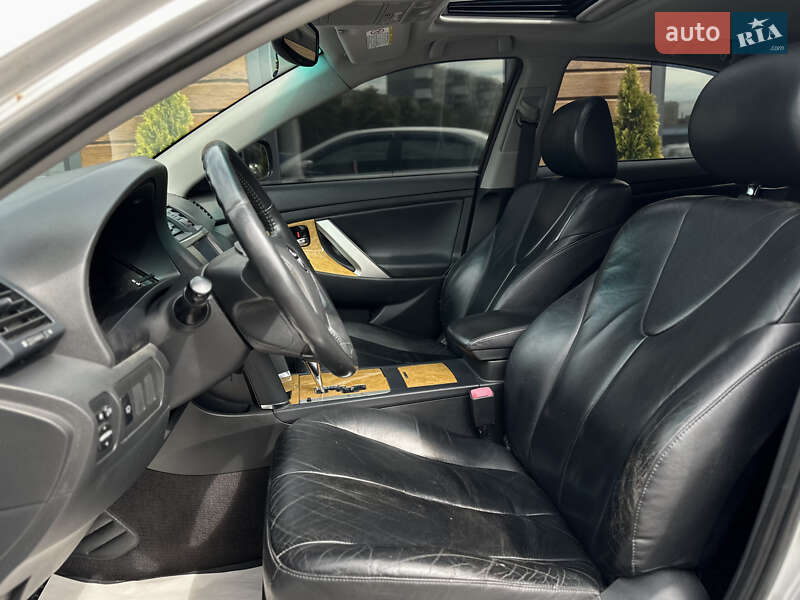 Седан Toyota Camry 2006 в Шептицькому