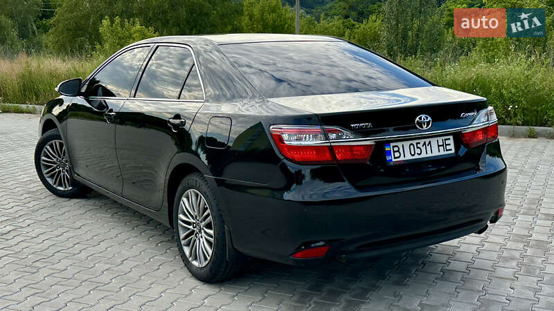 Седан Toyota Camry 2014 в Полтаве