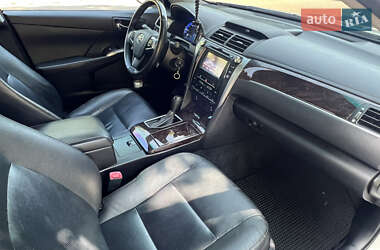 Седан Toyota Camry 2016 в 
