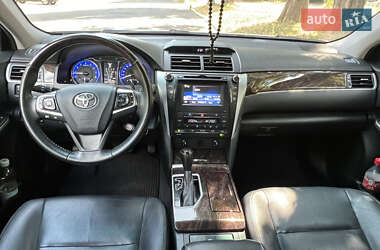 Седан Toyota Camry 2016 в 