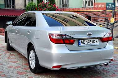 Седан Toyota Camry 2017 в 