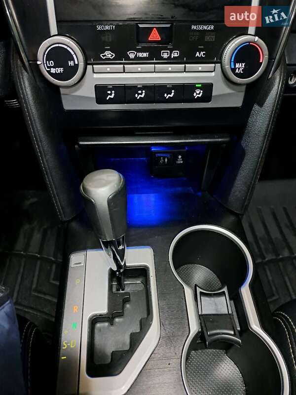 Седан Toyota Camry 2014 в Первомайську