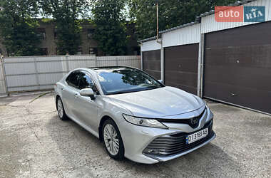 Седан Toyota Camry 2019 в Києві