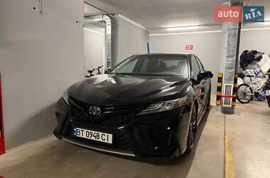 Toyota Camry 2018