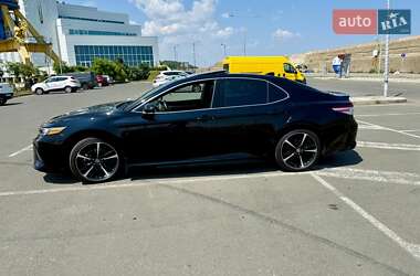 Седан Toyota Camry 2018 в 