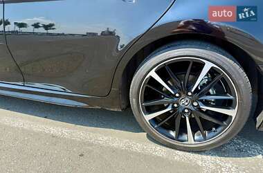 Седан Toyota Camry 2018 в 