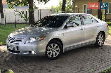 Седан Toyota Camry 2007 в Теофиполе