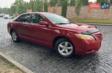 Седан Toyota Camry 2007 в Киеве
