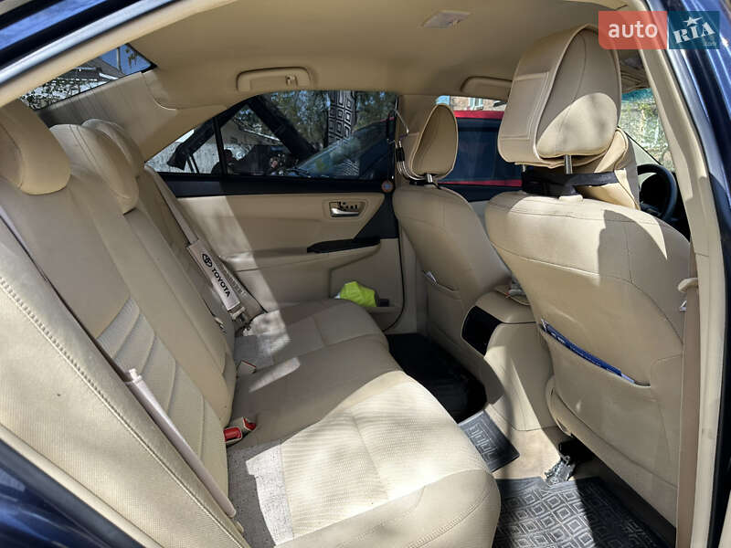 Седан Toyota Camry 2016 в Одесі
