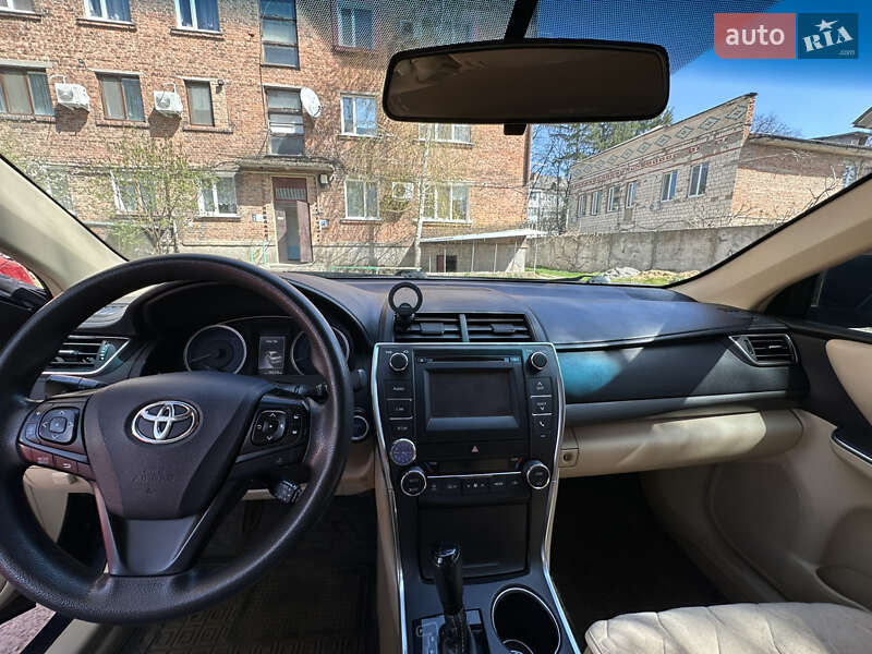 Седан Toyota Camry 2016 в Одесі