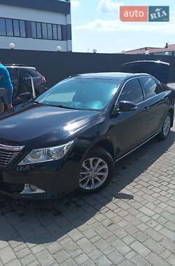 Седан Toyota Camry 2012 в Івано-Франківську
