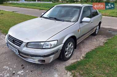 Седан Toyota Camry 1997 в Березане