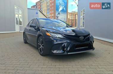 Седан Toyota Camry 2018 в Одесі