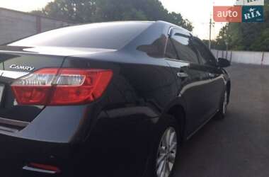 Седан Toyota Camry 2012 в 