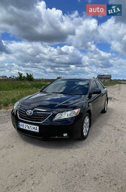 Седан Toyota Camry 2006 в Киеве
