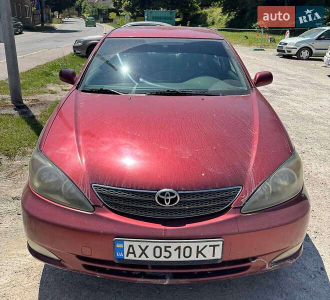 Седан Toyota Camry 2003 в Харкові