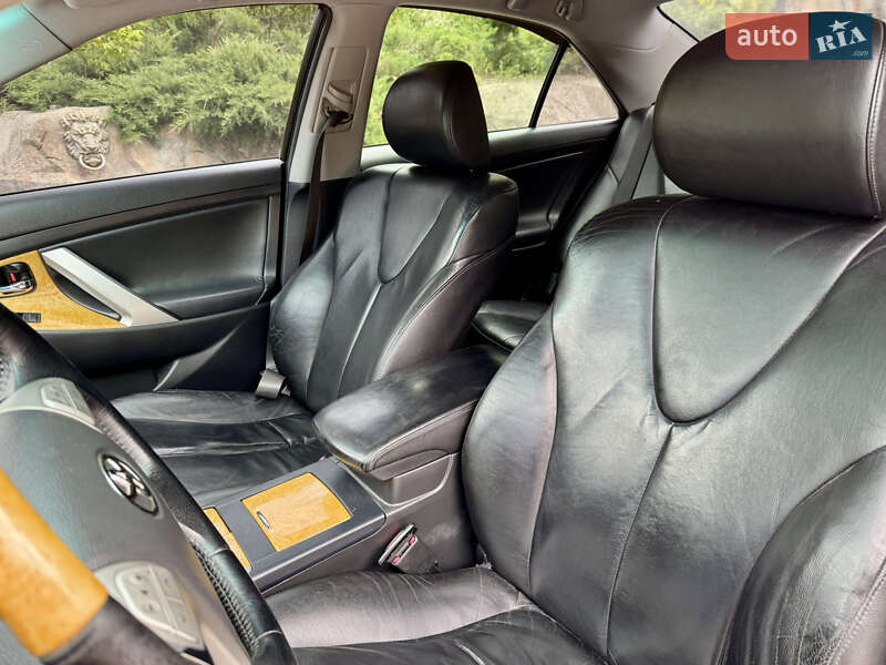 Седан Toyota Camry 2006 в Харькове