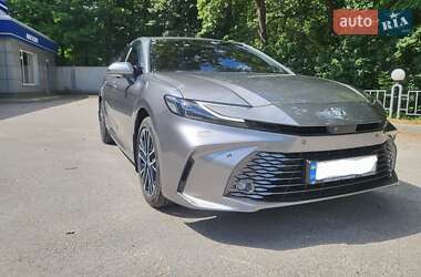 Toyota Camry 2024