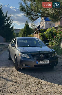 Седан Toyota Camry 2007 в Кривому Розі