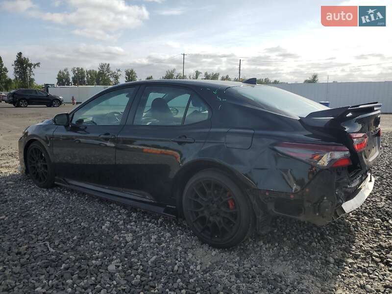 Седан Toyota Camry 2023 в Львове