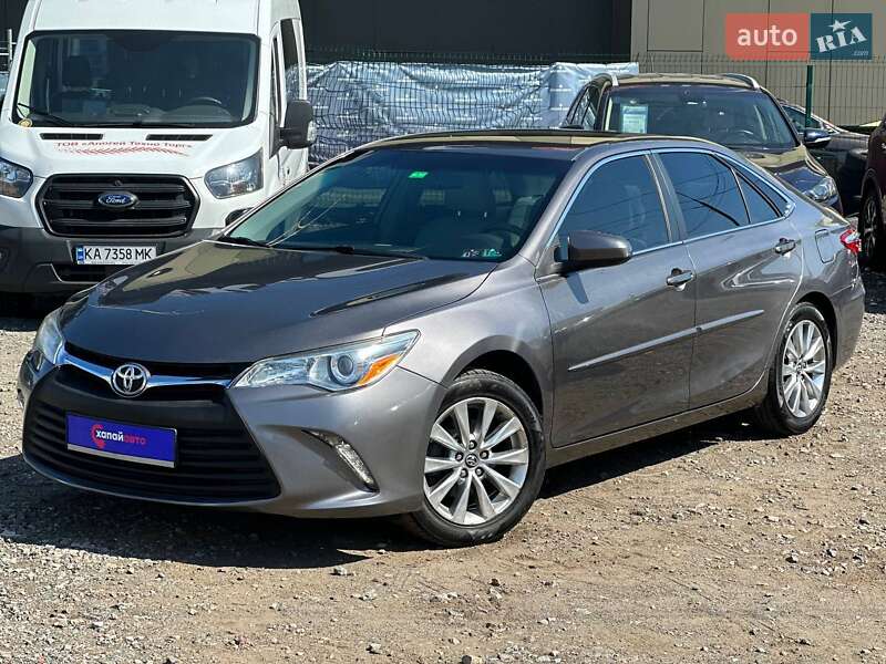 Toyota Camry 2017