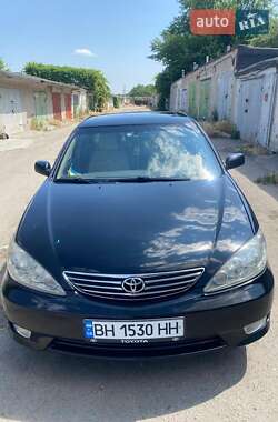 Седан Toyota Camry 2004 в Ізмаїлі