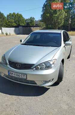 Седан Toyota Camry 2005 в Білгороді-Дністровському