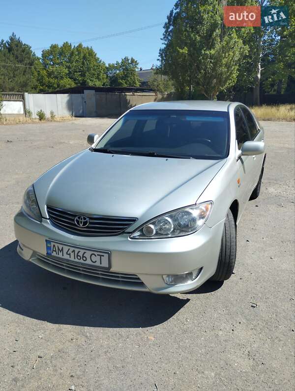 Toyota Camry 2005