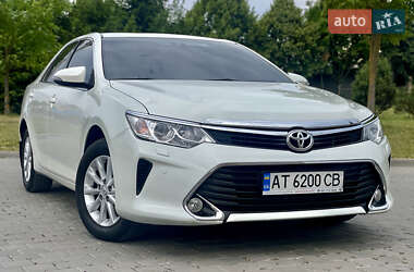 Седан Toyota Camry 2017 в Тернополі