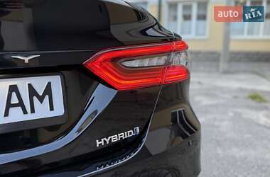 Седан Toyota Camry 2021 в 