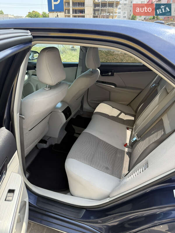 Седан Toyota Camry 2014 в Тернополі фото 8 Седан Toyota Camry 2014 в Тернополі